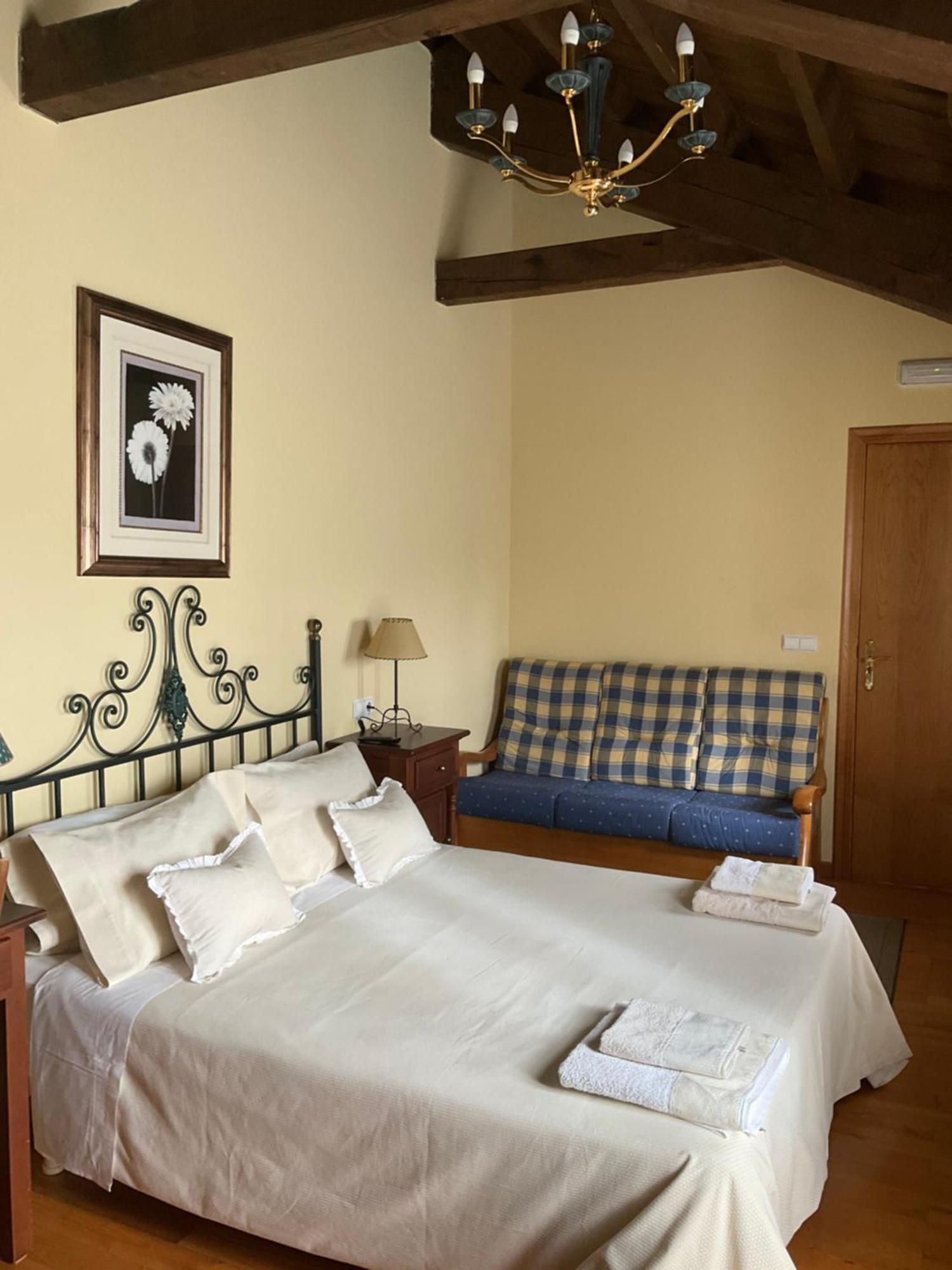 Casa Milia Guest House Castaneda  Екстериор снимка